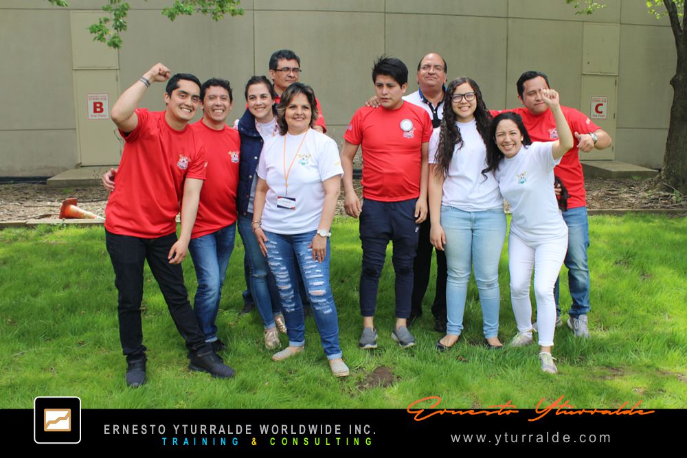 Trabajo en Equipo LATAM con experiencias vivenciales de integración y liderazgo