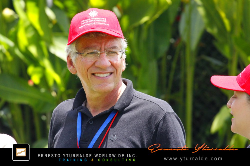 Trabajo en Equipo LATAM | Talleres de Cuerdas | Ejercicios de confianza y liderazgo en equipos