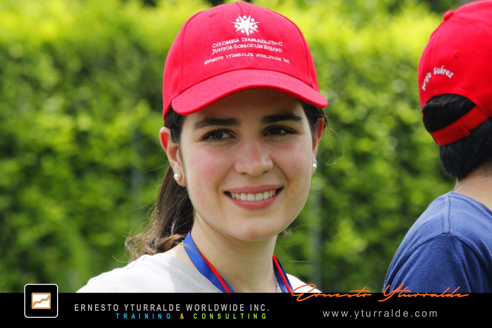 Trabajo en Equipo LATAM | Talleres de Cuerdas | Actividades colaborativas de alto impacto en LATAM